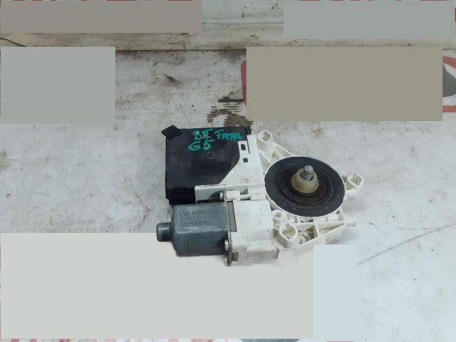 bontott VW GOLF V Bal első Ablakemelő Motor