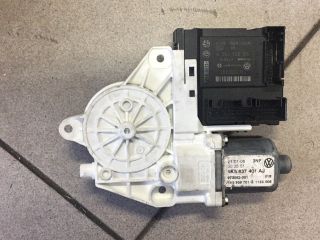 bontott VW GOLF V Bal első Ablakemelő Motor