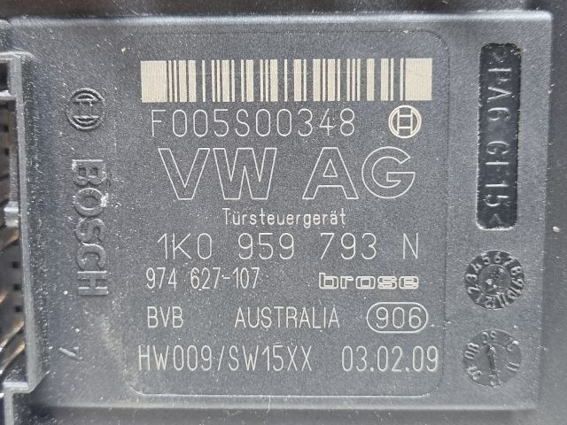 bontott VW GOLF V Bal első Ablakemelő Motor