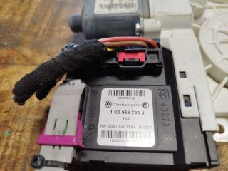 bontott VW GOLF V Bal első Ablakemelő Motor