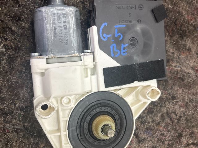 bontott VW GOLF V Bal első Ablakemelő Motor