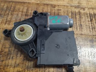 bontott VW GOLF V Bal első Ablakemelő Motor