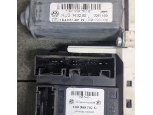 bontott VW GOLF V Bal első Ablakemelő Motor