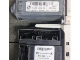 bontott VW GOLF V Bal első Ablakemelő Motor