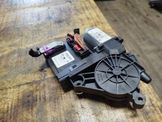 bontott VW GOLF V Bal első Ablakemelő Motor