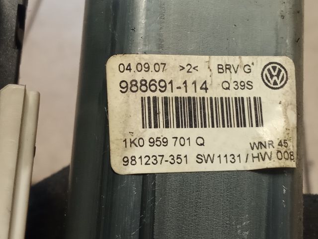 bontott VW GOLF V Bal első Ablakemelő Motor