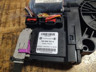 bontott VW GOLF V Bal első Ablakemelő Motor