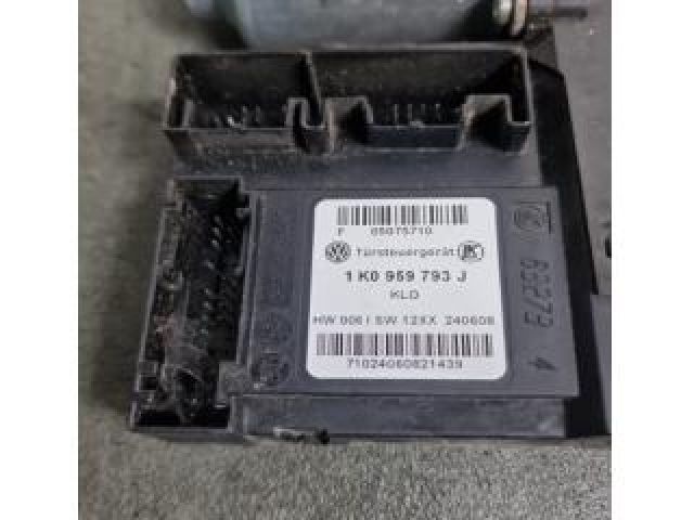 bontott VW GOLF V Bal első Ablakemelő Motor