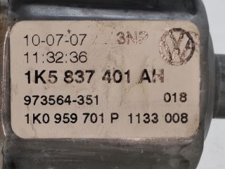 bontott VW GOLF V Bal első Ablakemelő Motor