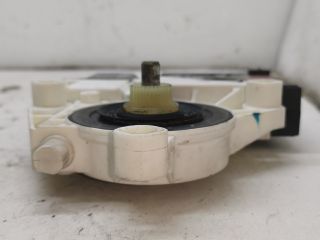 bontott VW GOLF V Bal első Ablakemelő Motor