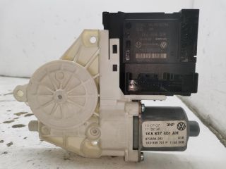 bontott VW GOLF V Bal első Ablakemelő Motor