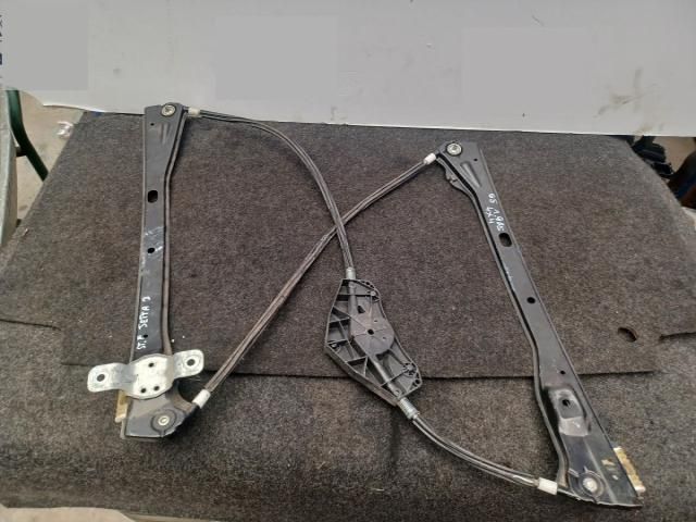 bontott VW GOLF V Bal első Ablakemelő Szerkezet (Elektromos)