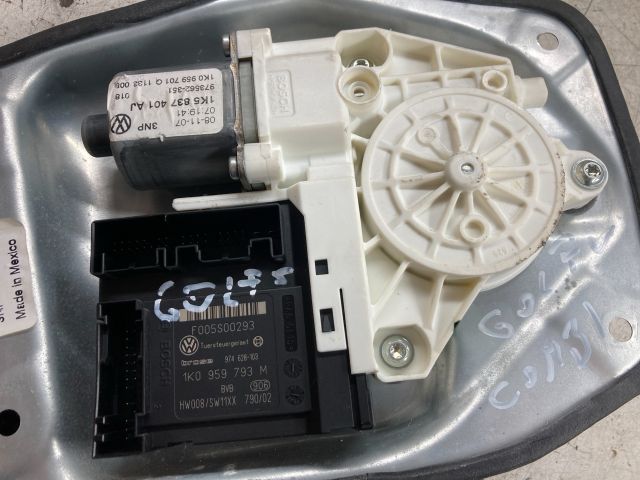 bontott VW GOLF V Bal első Ablakemelő Szerkezet (Elektromos)