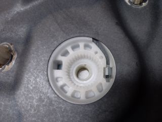 bontott VW GOLF V Bal első Ablakemelő Szerkezet (Elektromos)