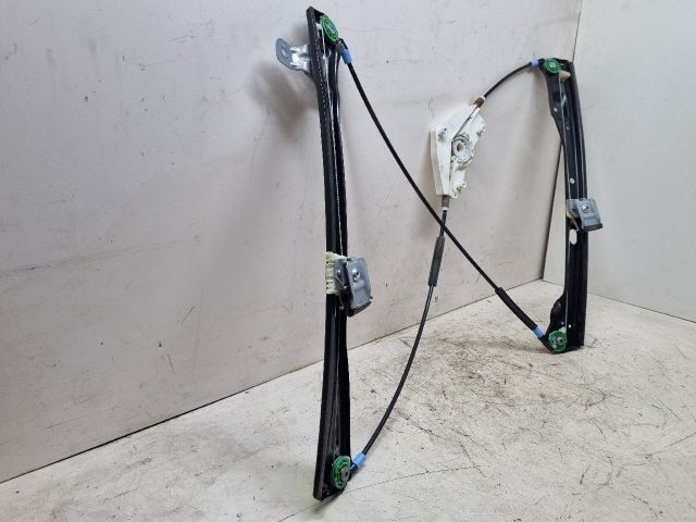 bontott VW GOLF V Bal első Ablakemelő Szerkezet (Elektromos)