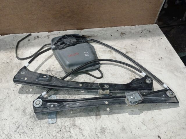 bontott VW GOLF V Bal első Ablakemelő Szerkezet (Mechanikus)