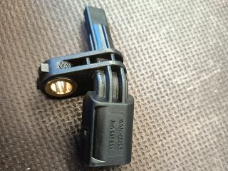 bontott VW GOLF V Bal első ABS Jeladó