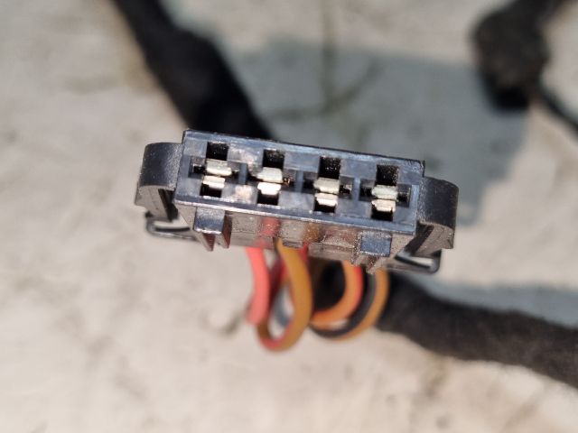 bontott VW GOLF V Bal első Ajtó Kábelköteg