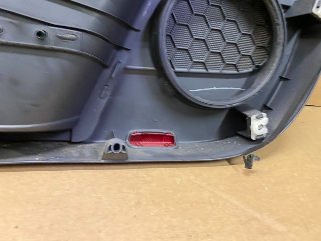 bontott VW GOLF V Bal első Ajtó Kárpit