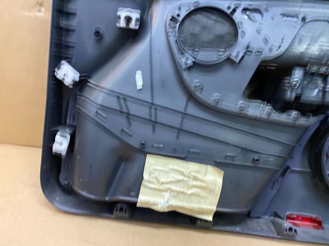 bontott VW GOLF V Bal első Ajtó Kárpit