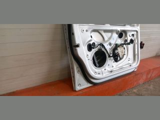 bontott VW GOLF V Bal első Ajtó (Részeivel)