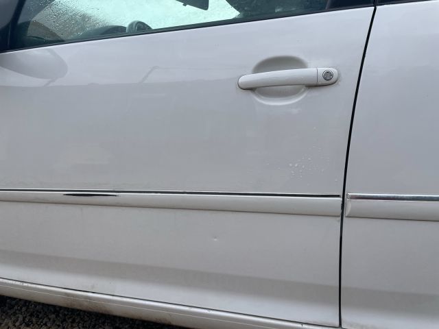 bontott VW GOLF V Bal első Ajtó (Üres lemez)