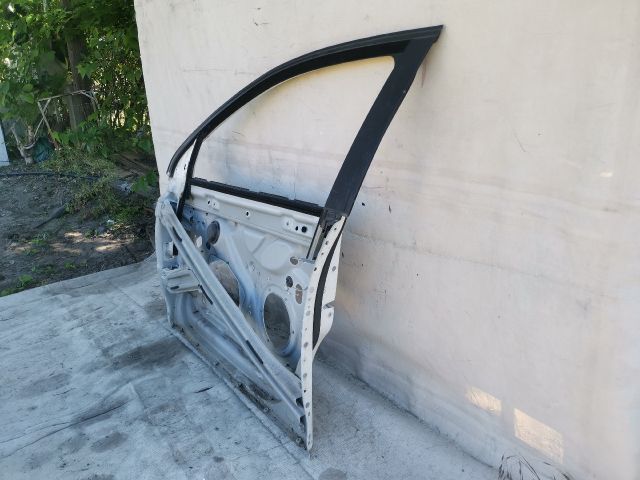 bontott VW GOLF V Bal első Ajtó (Üres lemez)