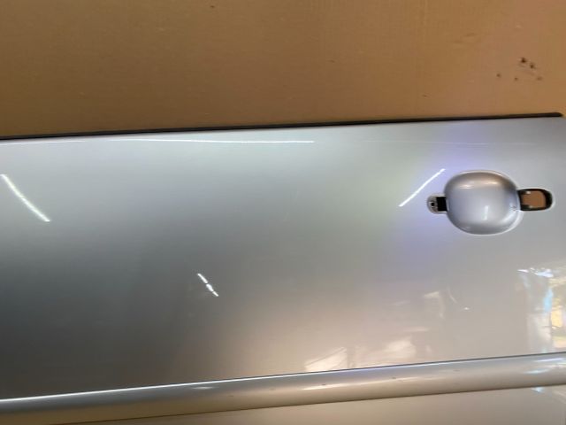 bontott VW GOLF V Bal első Ajtó (Üres lemez)