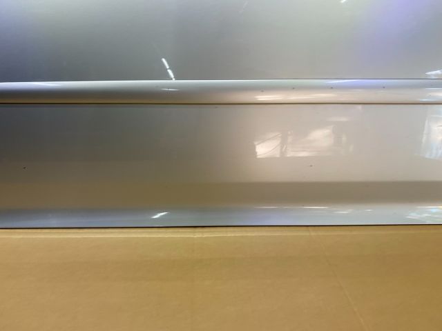 bontott VW GOLF V Bal első Ajtó (Üres lemez)