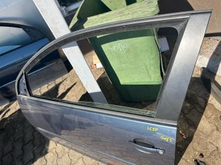 bontott VW GOLF V Bal első Ajtó (Üres lemez)