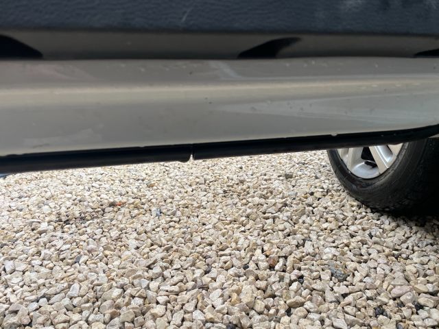 bontott VW GOLF V Bal első Ajtó (Üres lemez)