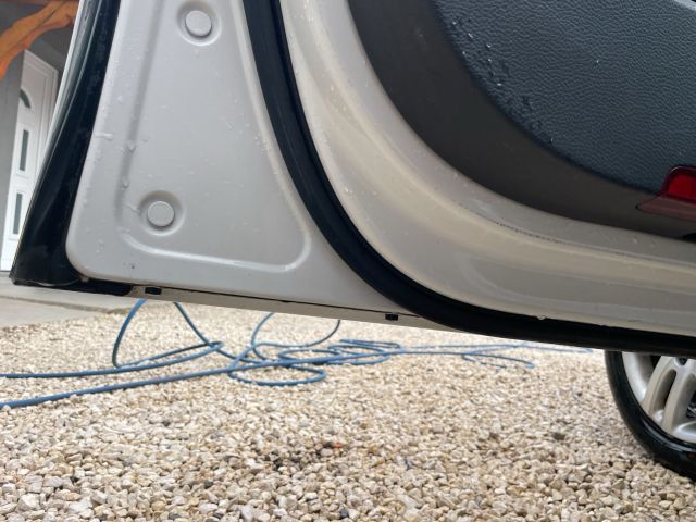 bontott VW GOLF V Bal első Ajtó (Üres lemez)