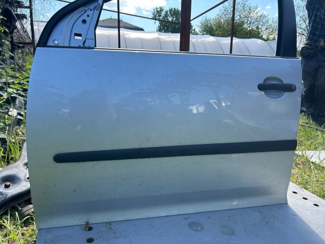 bontott VW GOLF V Bal első Ajtó (Üres lemez)