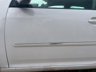 bontott VW GOLF V Bal első Ajtó (Üres lemez)