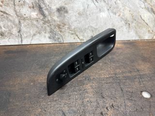 bontott VW GOLF V Bal első Ajtóbehúzó