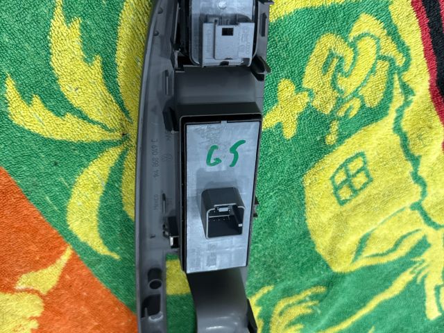 bontott VW GOLF V Bal első Ajtóbehúzó