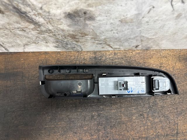 bontott VW GOLF V Bal első Ajtóbehúzó