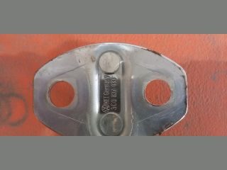 bontott VW GOLF V Bal első Ajtózár