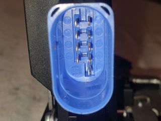 bontott VW GOLF V Bal első Ajtózár