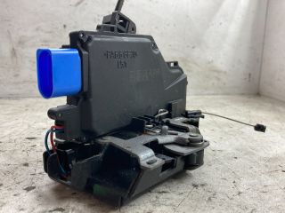 bontott VW GOLF V Bal első Ajtózár