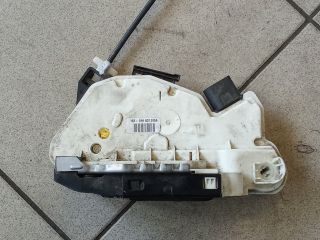 bontott VW GOLF V Bal első Ajtózár