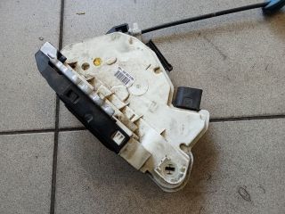 bontott VW GOLF V Bal első Ajtózár