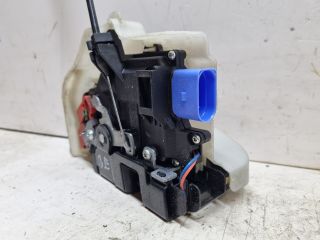 bontott VW GOLF V Bal első Ajtózár