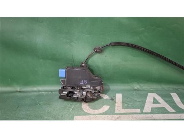 bontott VW GOLF V Bal első Ajtózár