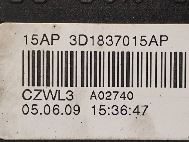 bontott VW GOLF V Bal első Ajtózár