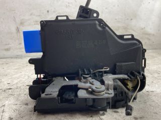 bontott VW GOLF V Bal első Ajtózár