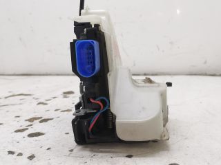 bontott VW GOLF V Bal első Ajtózár