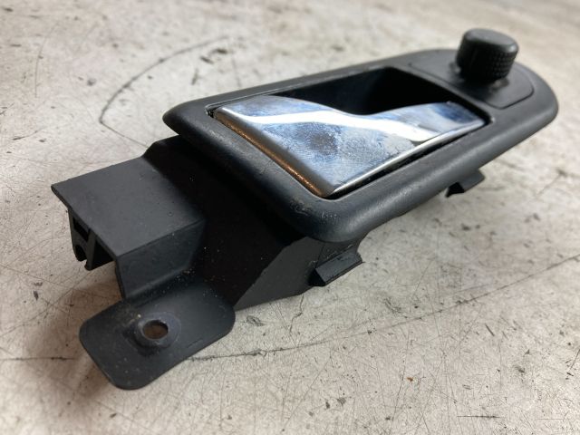 bontott VW GOLF V Bal első Belső Kilincs