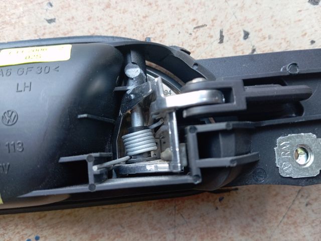 bontott VW GOLF V Bal első Belső Kilincs