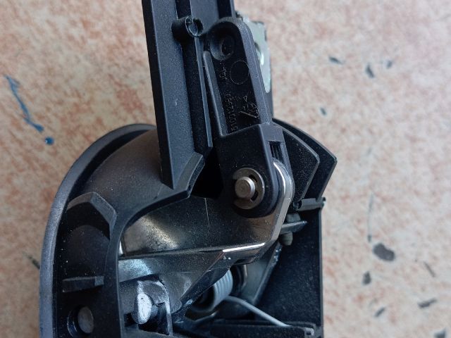 bontott VW GOLF V Bal első Belső Kilincs